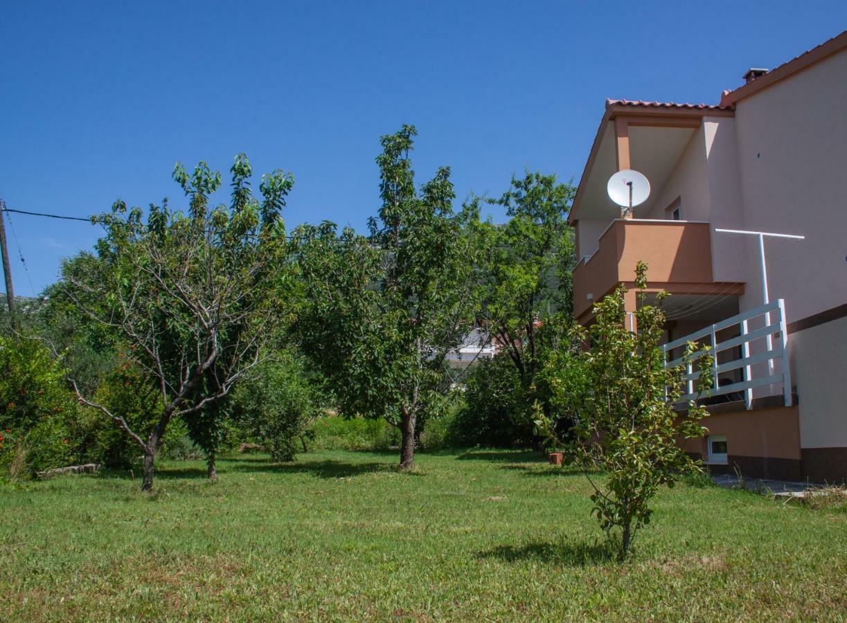 Nadalina Apartment Kaštel Stari Zewnętrze zdjęcie